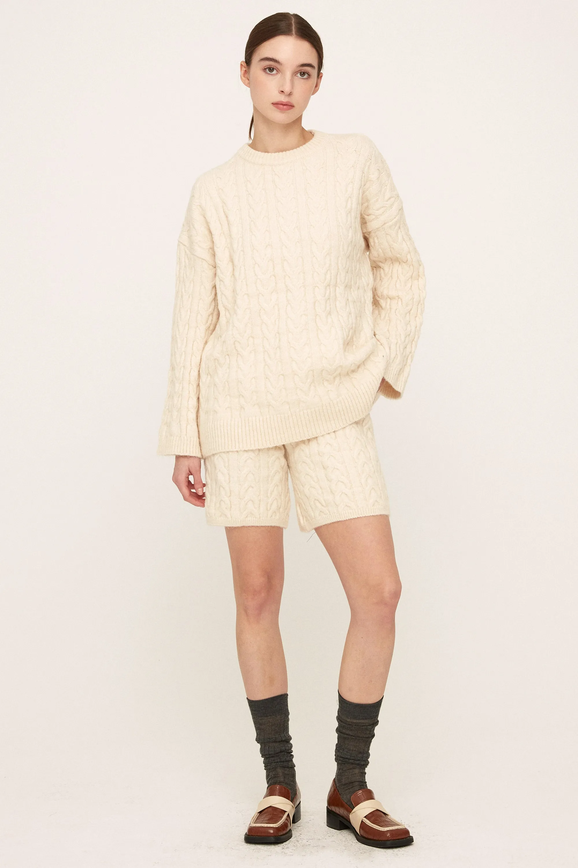 Ivy Cable Sweater n Shorts Set