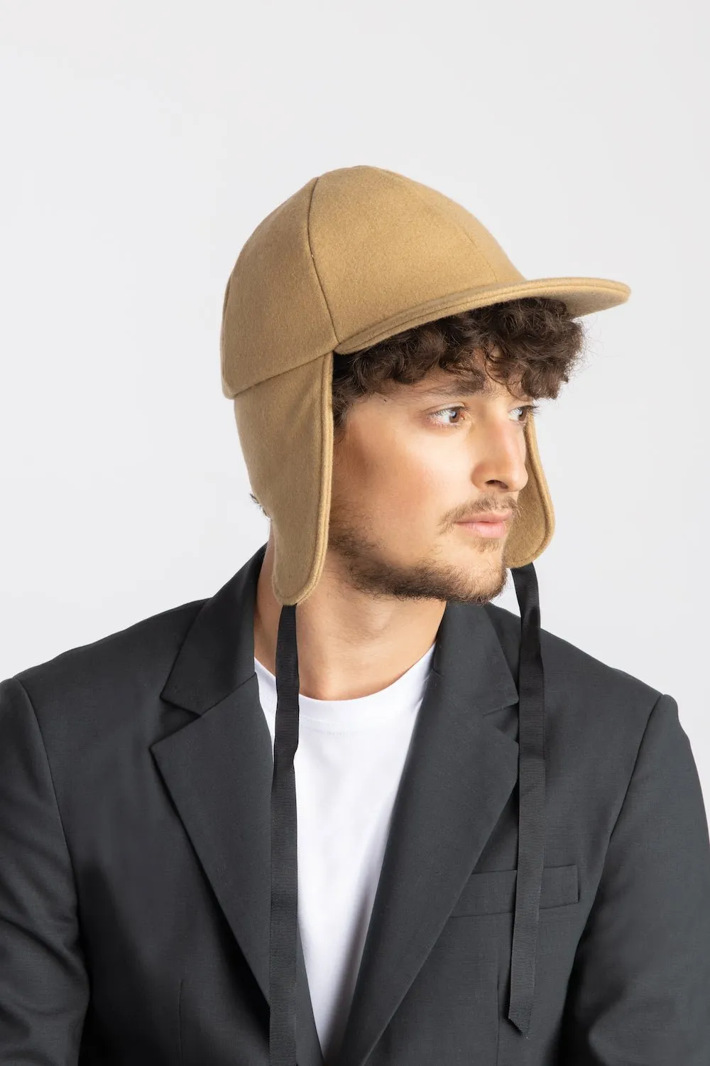 Milo & Dexter Round Cap with Ear Flaps (Beige Wool)