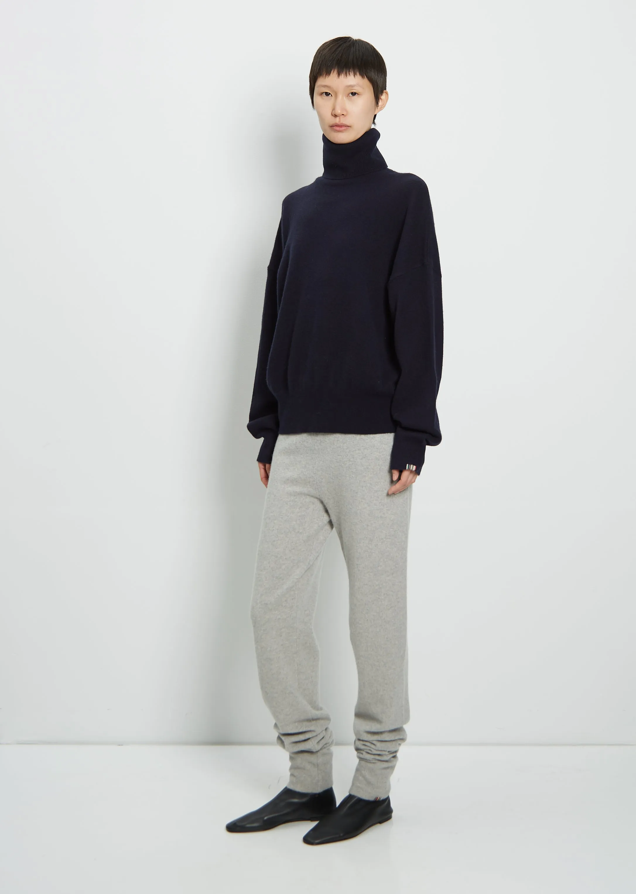 n°204 Jill Cashmere Sweater — Navy