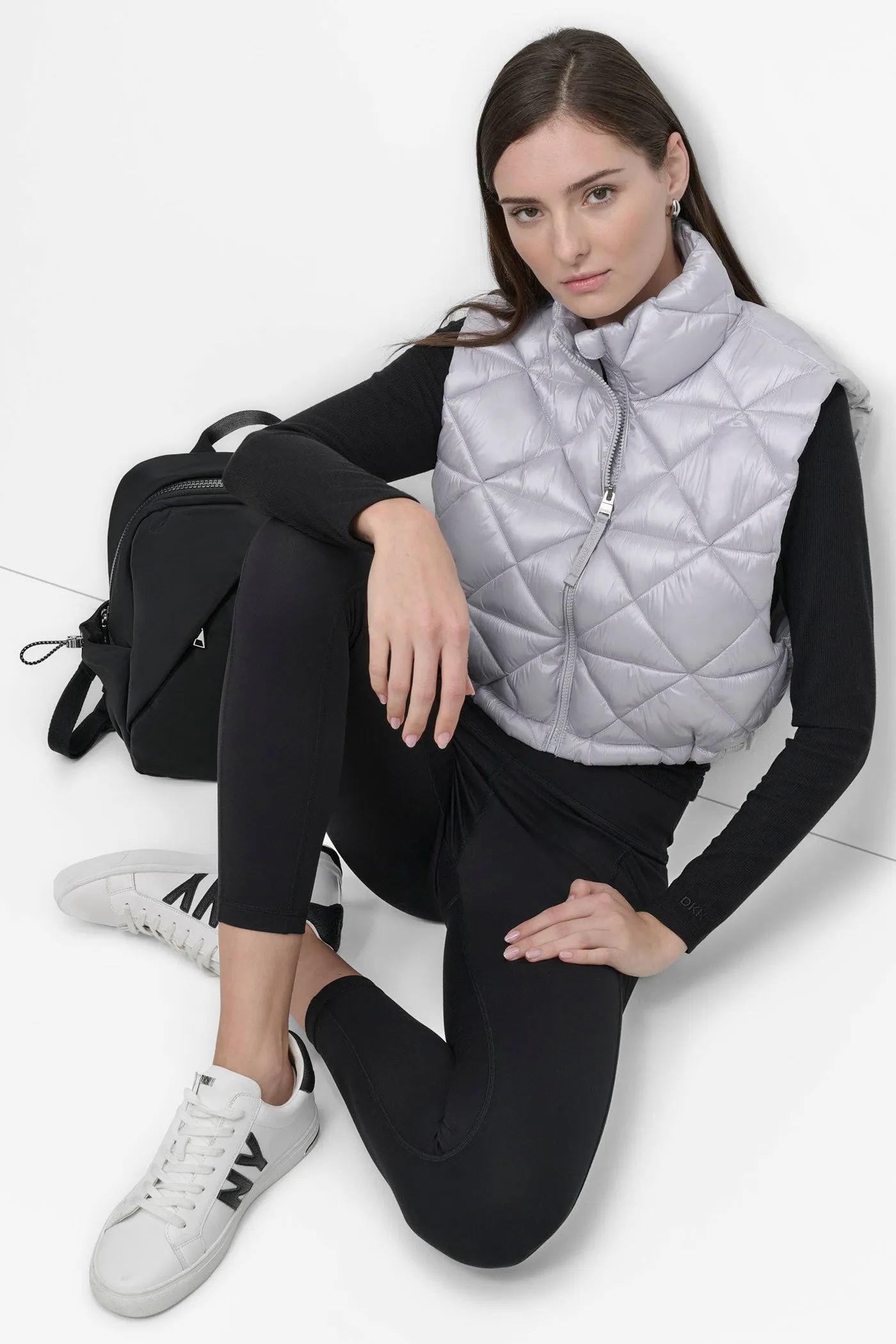 NOVELTY CROPPED DIAMOND QUILT VEST