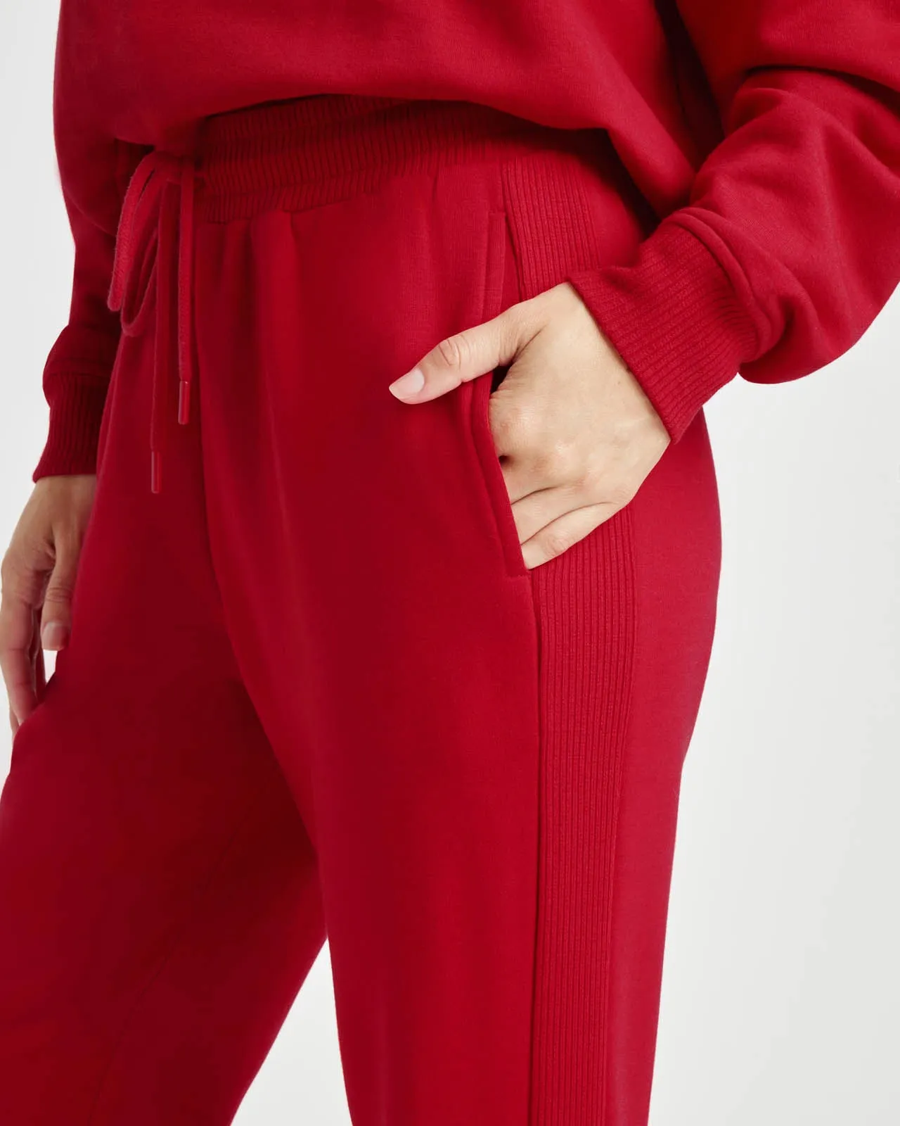 Tia Soft Fleece Jogger